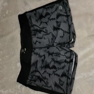 Jillian Michaels Impact short size large